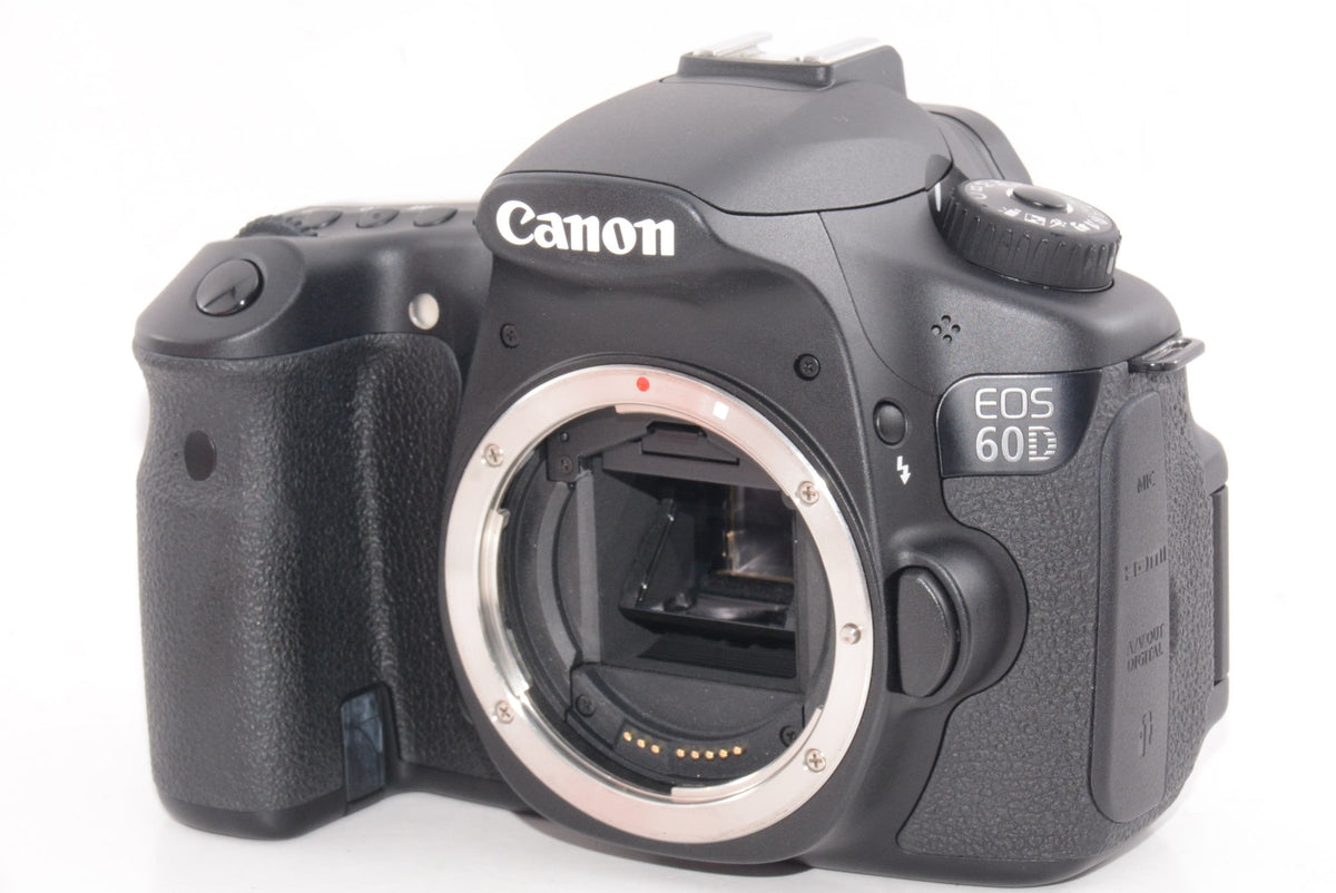 【外観並級】Canon EOS 60D レンズキット EF-S18-135mm F3.5-5.6 IS