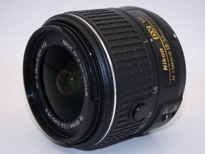 【外観特上級】Nikon 標準ズームレンズ AF-S DX NIKKOR 18-55mm f/3.5-5.6G VR II