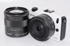【外観特上級】Canon ミラーレス一眼カメラ EOS M ダブルレンズキット EF-M18-55mm F3.5-5.6 IS STM/EF-M22mm F2 STM付属 ホワイト EOSMWH-WLK
