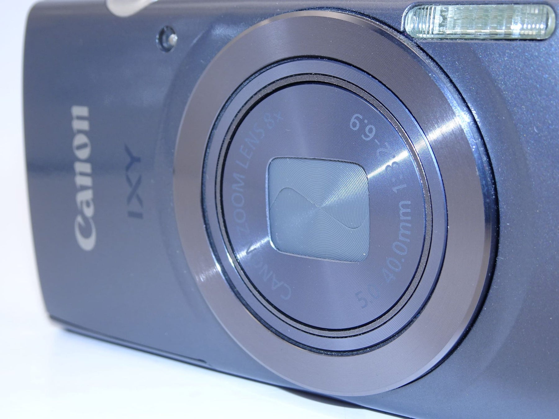 【外観特上級】Canon デジタルカメラ IXY150 シルバー 光学8倍ズーム IXY150(SL)