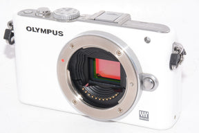 【外観並級】OLYMPUS ミラーレス一眼 PEN Lite E-PL3 ダブルズームキット シルバー E-PL3 DZKIT SLV
