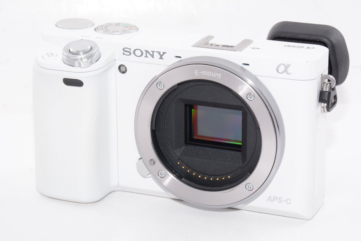 【外観並級】SONY α6000 ダブルズームレンズキット ホワイト