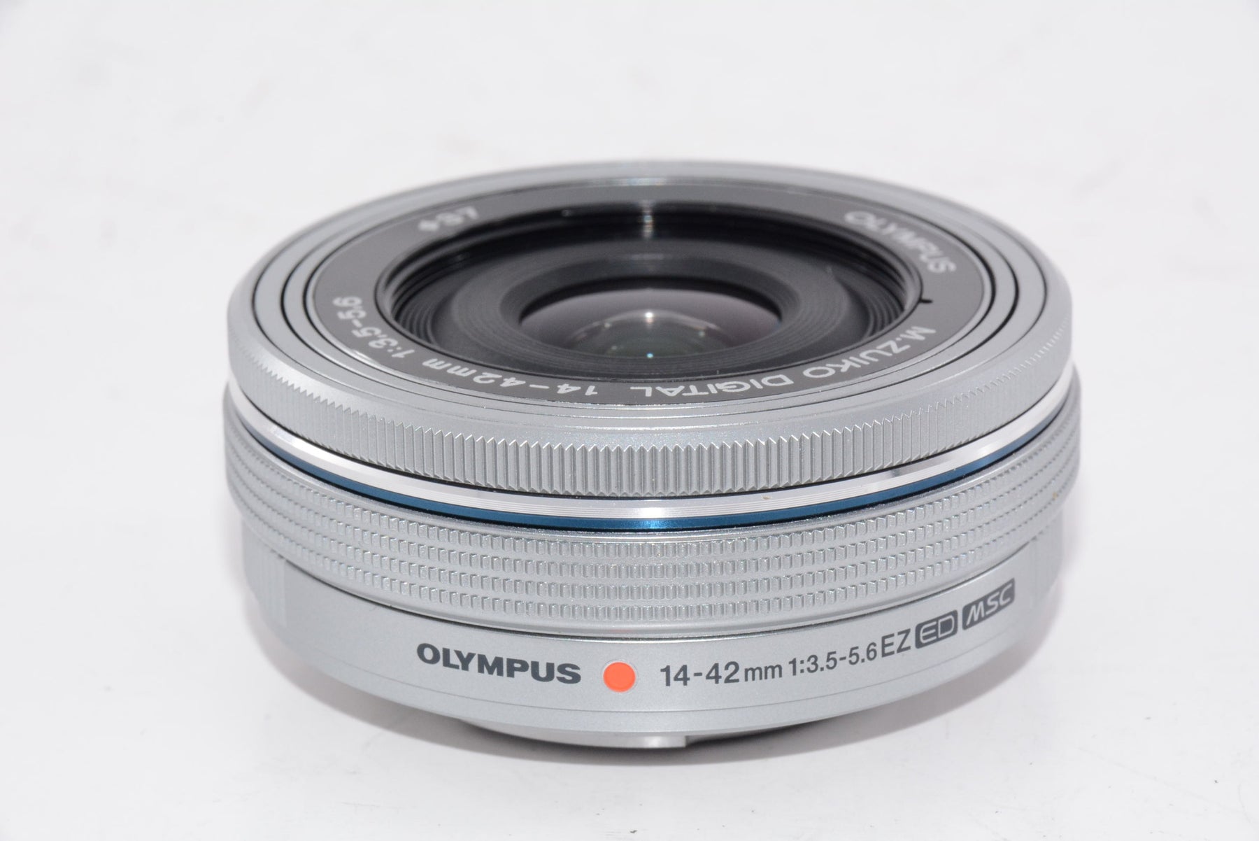 【外観特上級】OLYMPUS M.ZUIKO DIGITAL ED 14-42mm F3.5-5.6 EZ SLV