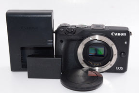 【外観特上級】Canon ミラーレス一眼カメラ EOS M3 ボディ(ブラック) EOSM3BK-BODY