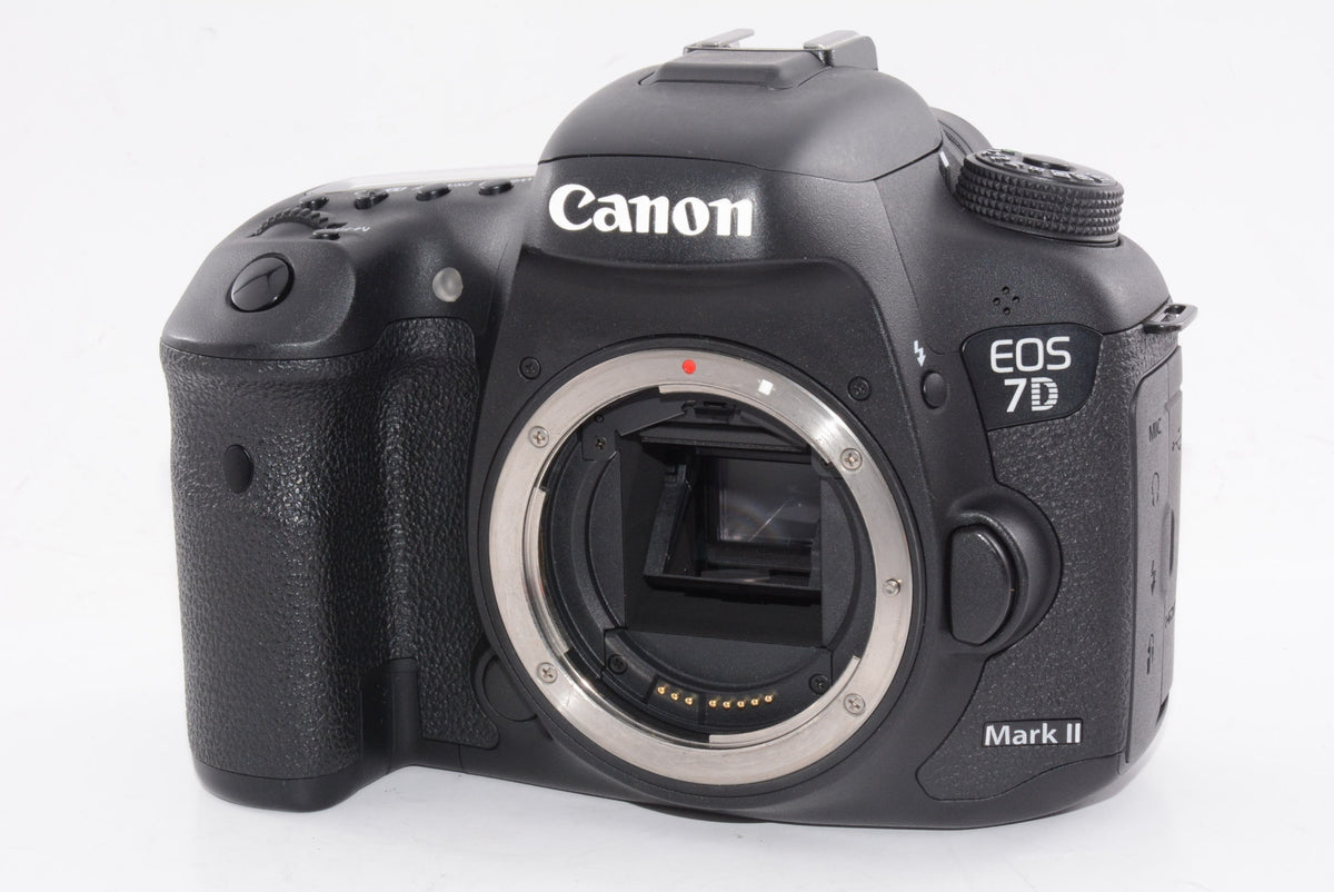 【外観特上級】Canon デジタル一眼レフカメラ EOS 7D Mark IIボディ EOS7DMK2