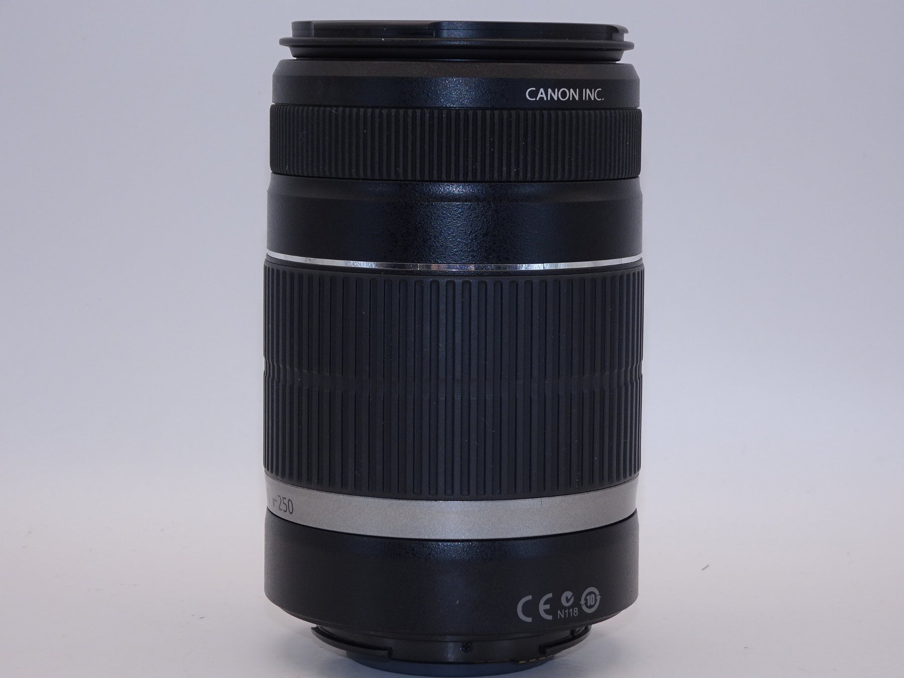 【外観特上級】Canon 望遠レンズ EF-S55-250mm F4-5.6 IS