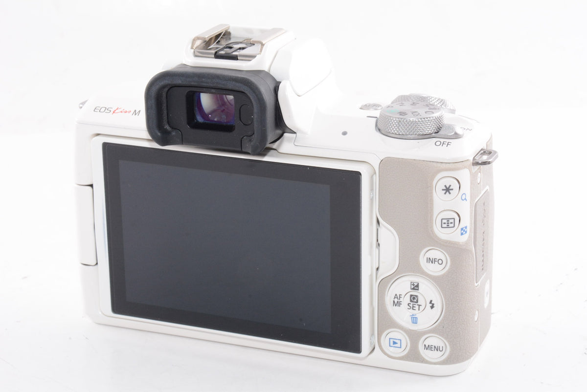 【外観並級】Canon ミラーレス一眼カメラ EOS Kiss M ボディー ホワイト EOSKISSMWH-BODY