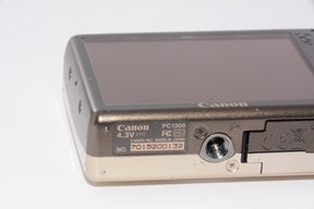 【外観特上級】Canon デジタルカメラ IXY DIGITAL (イクシ) 920 IS ゴールド IXYD920IS(GL)