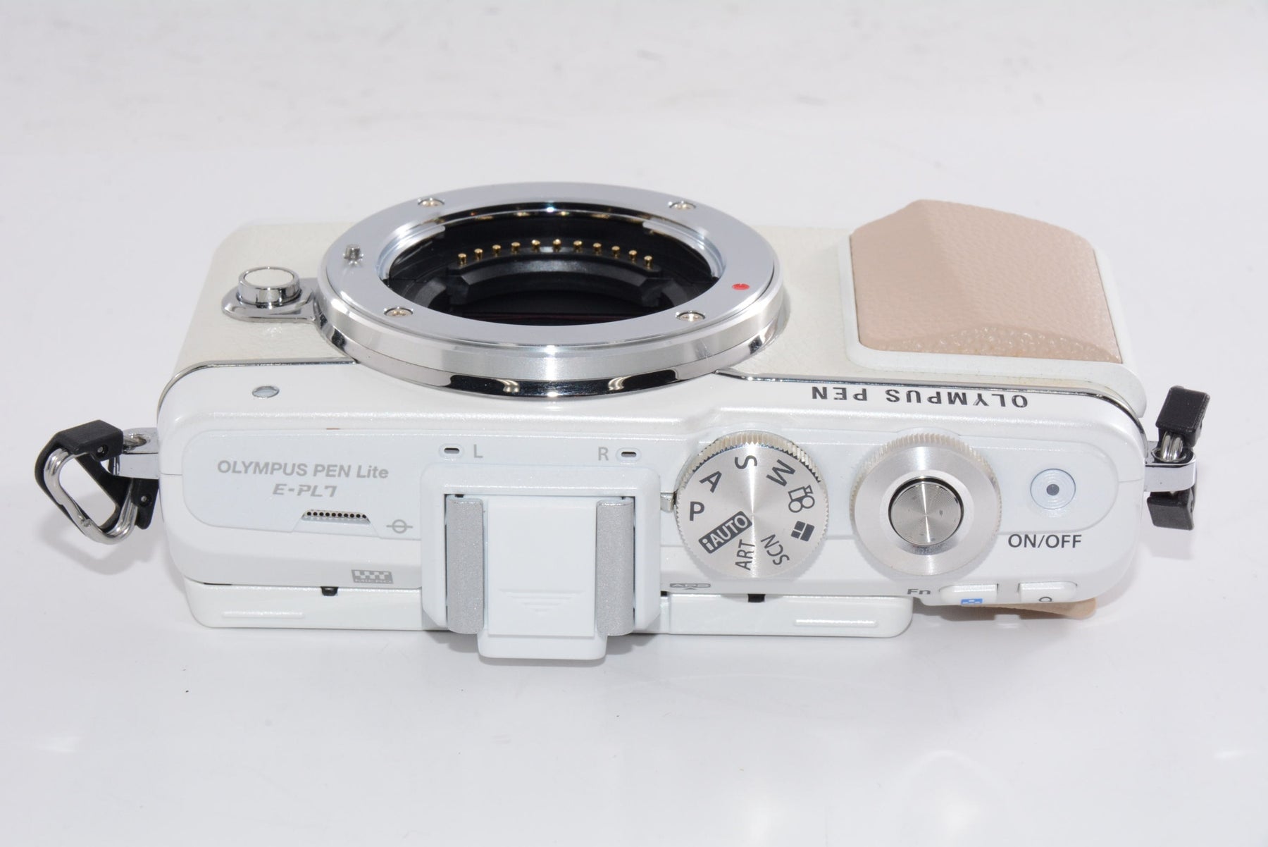 【外観特上級】OLYMPUS PEN E-PL7 ボディ ホワイト ミラーレス一眼