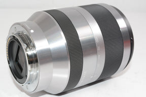 【外観特上級】ソニー SONY 高倍率ズームレンズ E 18-200mm F3.5-6.3 OSS SEL18200