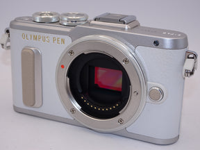 【外観特上級】OLYMPUS ミラーレス一眼 E-PL8 ボディー ホワイト