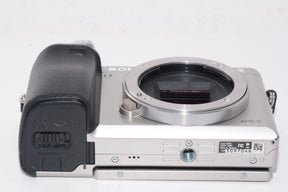 【外観特上級】SONY ミラーレス一眼 α6000 ボディ シルバー ILCE-6000 S