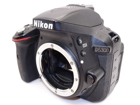 【外観並級】Nikon デジタル一眼レフカメラ  D5300 18-140VR レンズキット ブラック D5300LK18-140VRBK