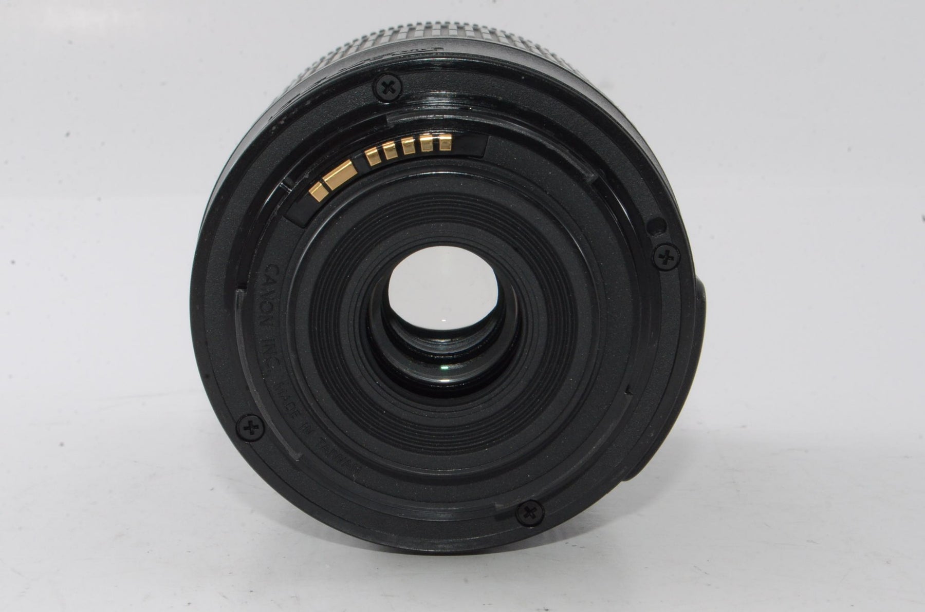 【外観特上級】Canon 標準ズームレンズ EF-S18-55mm F3.5-5.6 IS STM