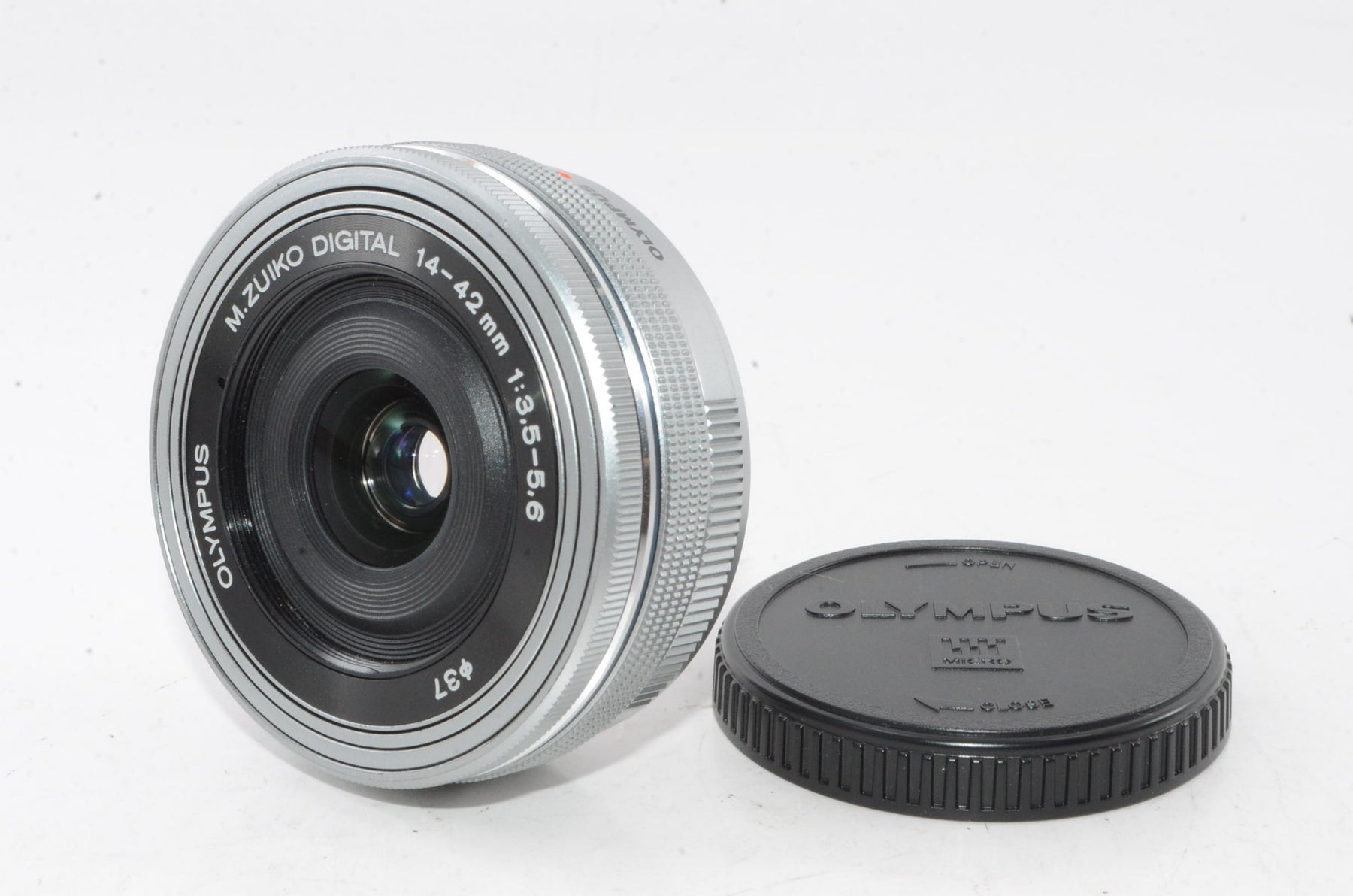 【外観特上級】OLYMPUS M.ZUIKO DIGITAL ED 14-42mm F3.5-5.6 EZ SLV