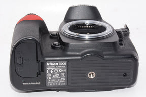 【外観特上級】Nikon デジタル一眼レフカメラ D200 ボディ