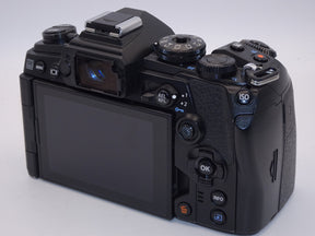 【外観並級】OLYMPUS ミラーレス一眼カメラ OM-D E-M1 MarkIII ボディー ブラック