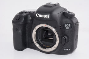 【外観特上級】Canon デジタル一眼レフカメラ EOS 7D Mark IIボディ EOS7DMK2