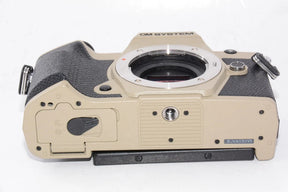 【ほぼ新品】OM-5 Mark II ボディ サンドベージュ