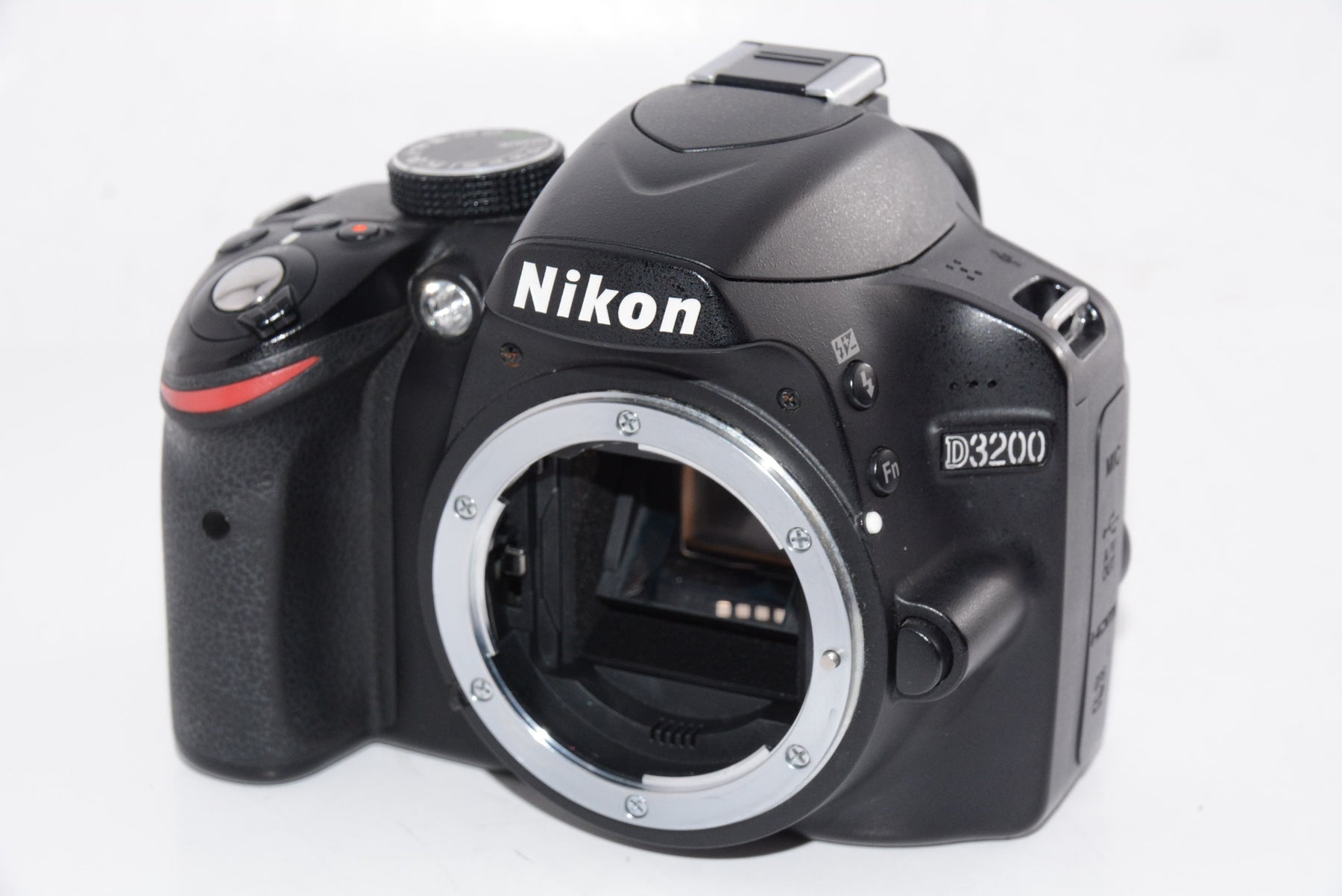 【外観並級】Nikon デジタル一眼レフカメラ D3200 ボディー ブラック D3200BK