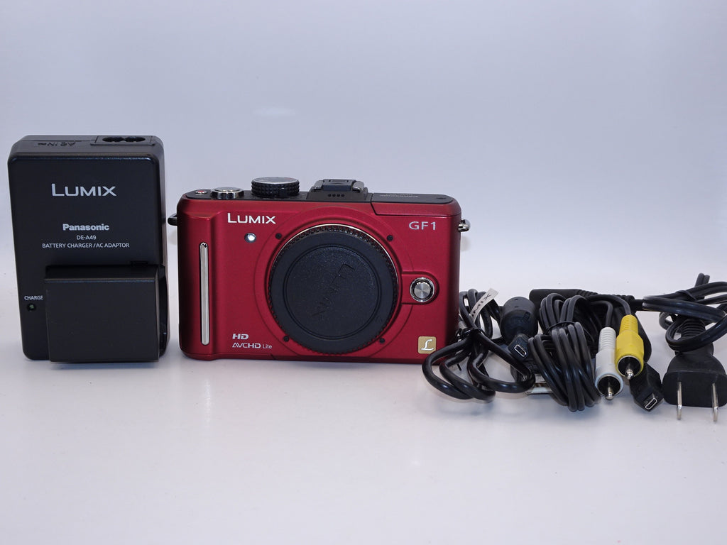 Panasonic LUMIX GF1 レッド 標準ズーム付（電池蓋難あり） 外観並級】Panasonic LUMIX GF1 ボディ DMC-GF1 レッド
