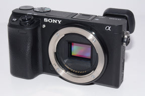 【外観特上級】ソニー SONY ミラーレス一眼 α6300 ボディ ブラック ILCE-6300 B