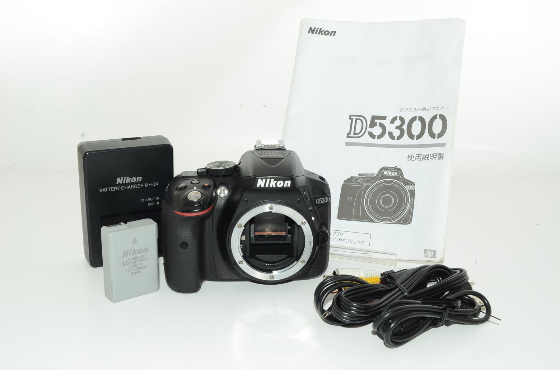 【外観並級】Nikon デジタル一眼レフカメラ D5300 ブラック