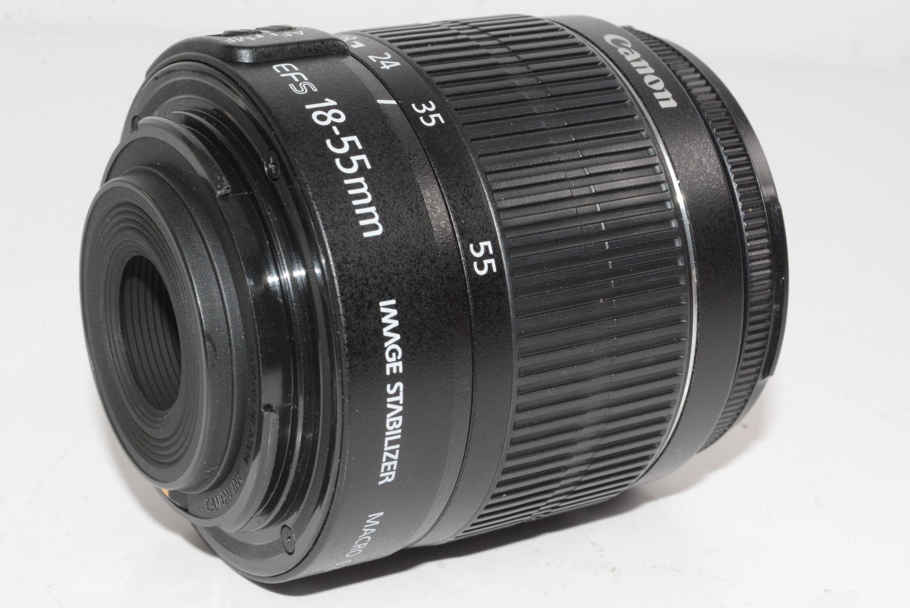 【外観特上級】Canon 標準ズームレンズ EF-S18-55mm F3.5-.5.6 IS II
