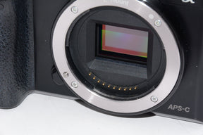 【外観並級】SONY ミラーレス一眼 α6000 ボディ ブラック ILCE-6000 B