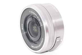 【外観特上級】ソニー ミラーレス一眼 α6000 パワーズームレンズキット E PZ 16-50mm F3.5-5.6 OSS シルバー ILCE-6000L S
