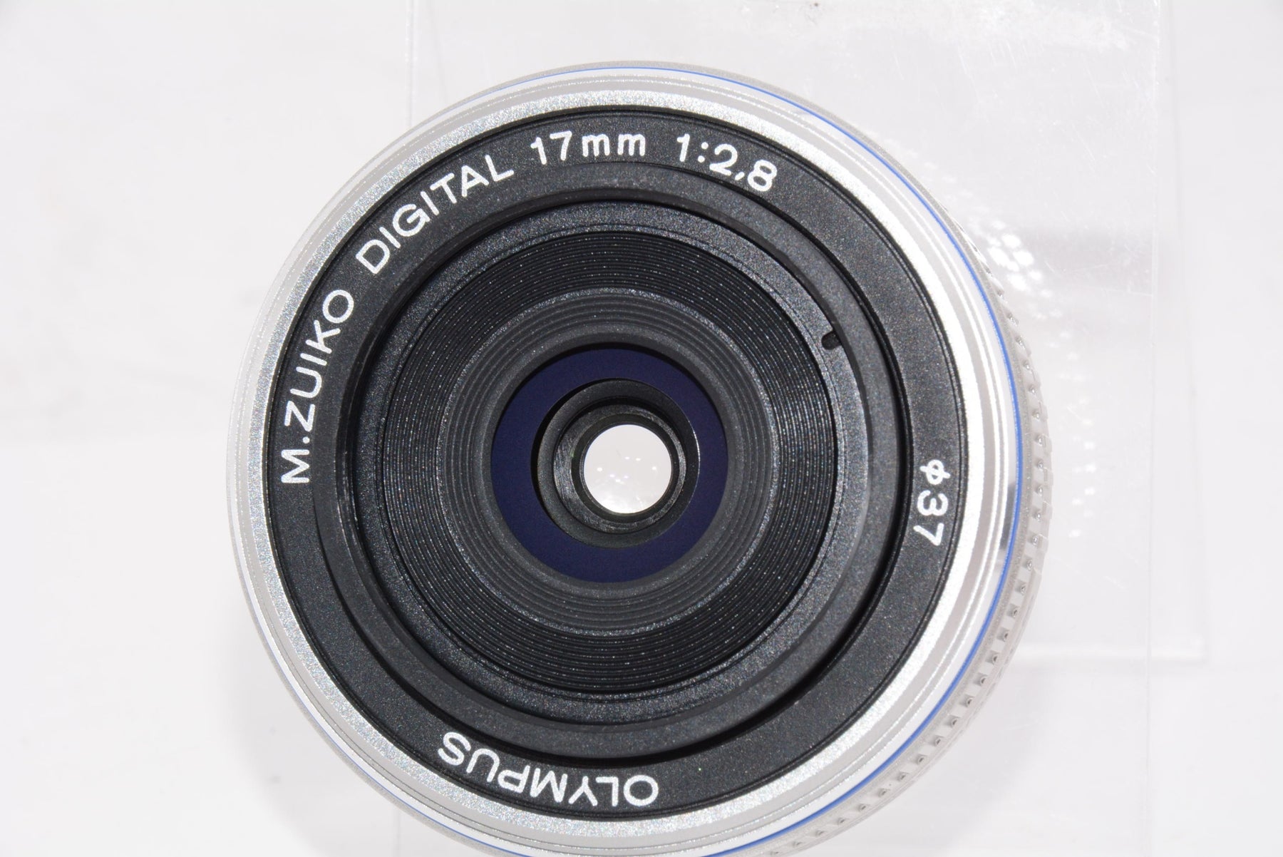 【外観特上級】OLYMPUS パンケーキレンズ M.ZUIKO DIGITAL 17mm F2.8 シルバー