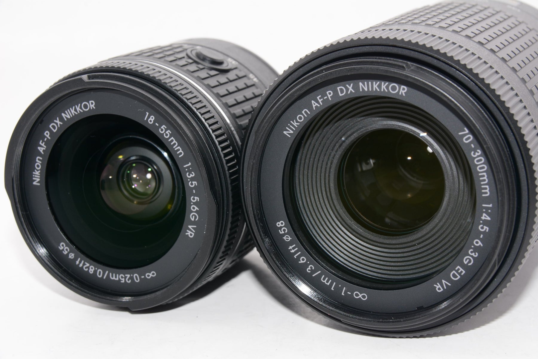 【ほぼ新品】Nikon デジタル一眼レフカメラ D3400 ダブルズームキット ブラック D3400WZBK