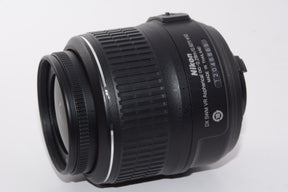 【外観並級】Nikon 標準ズームレンズ AF-S DX NIKKOR 18-55mm f3.5-5.6G VR