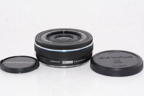 【外観特上級】OLYMPUS 電動式パンケーキズームレンズ M.ZUIKO DIGITAL ED 14-42mm F3.5-5.6 EZ BLK