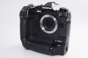 【外観並級】OLYMPUS OM-D E-M1X ブラック