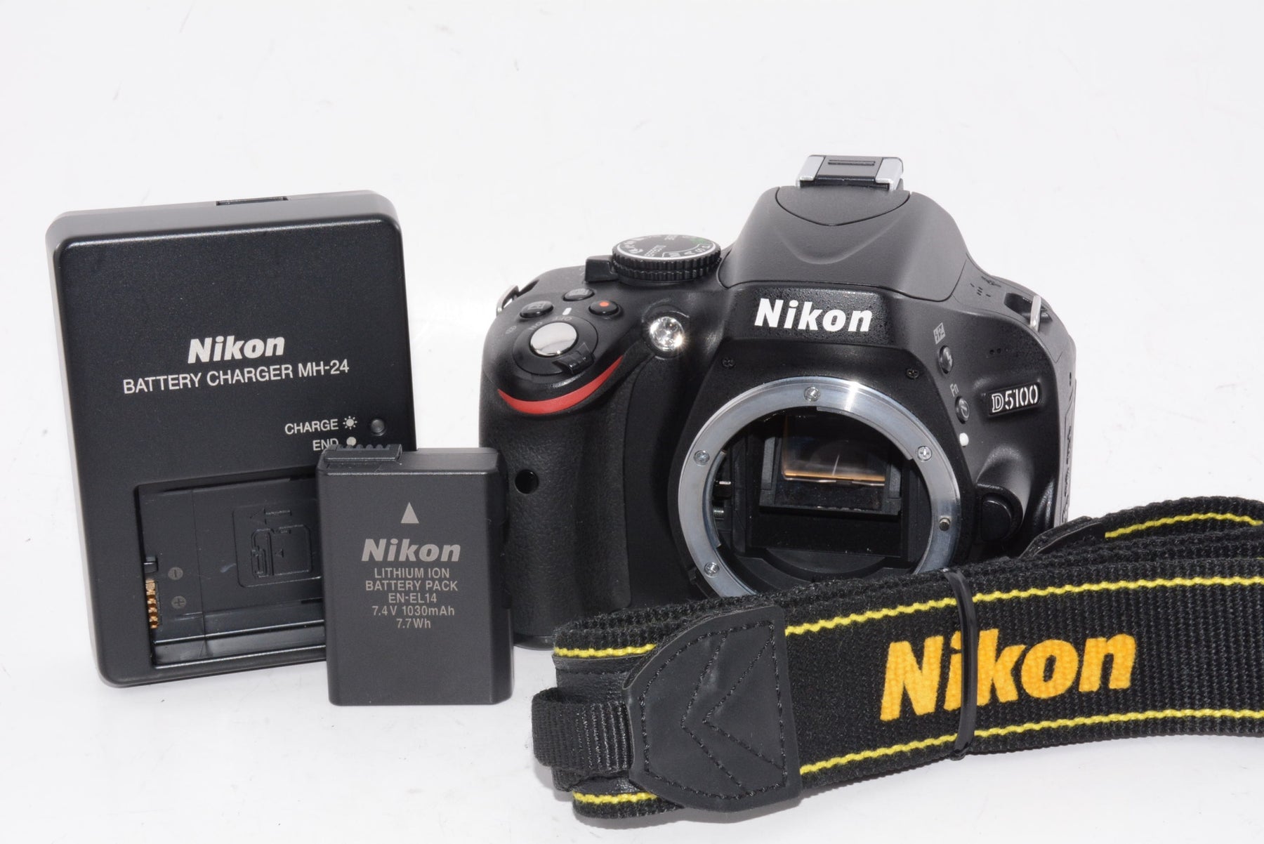 【外観並級】Nikon デジタル一眼レフカメラ D5100 ボディ