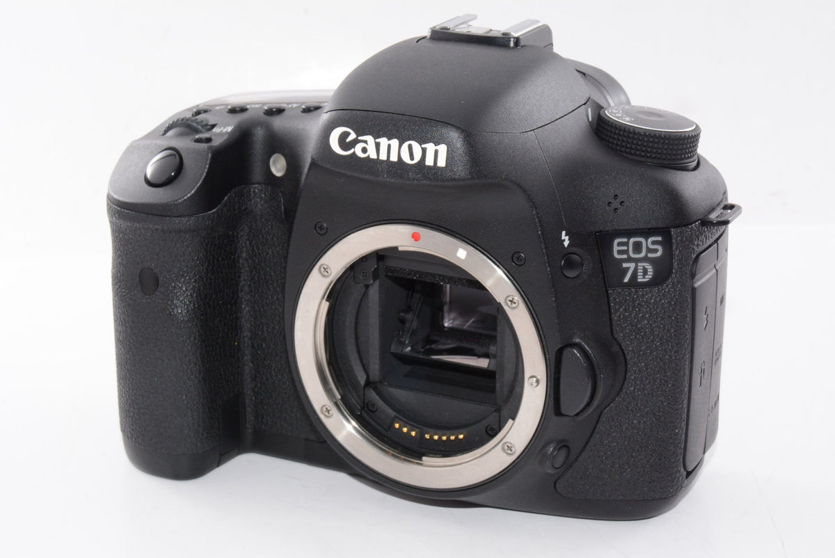 【外観特上級】Canon デジタル一眼レフカメラ EOS 7D ボディ EOS7D