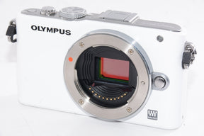 【外観並級】OLYMPUS ミラーレス一眼 PEN Lite E-PL3 レンズキット ホワイト E-PL3 LKIT WHT