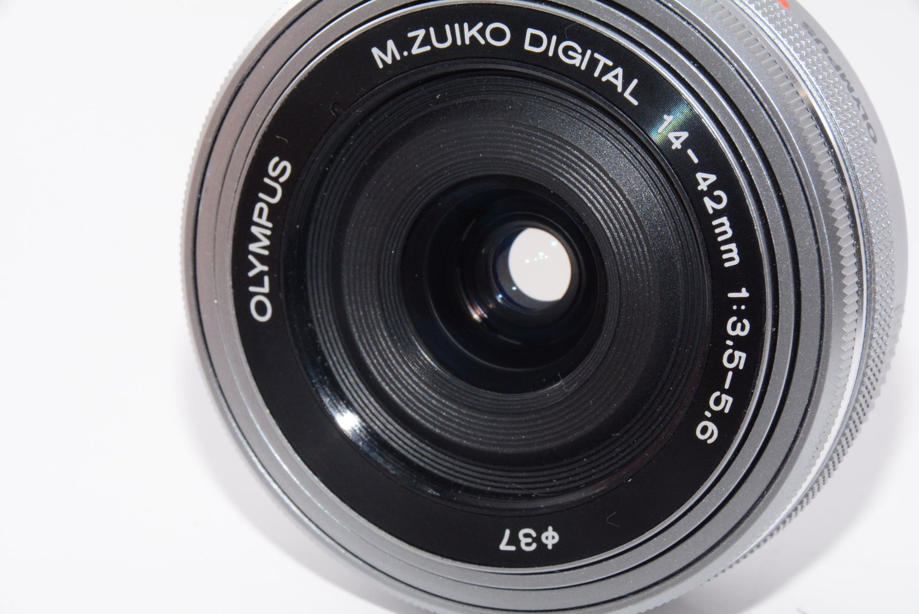 【外観特上級】OLYMPUS M.ZUIKO DIGITAL ED 14-42mm F3.5-5.6 EZ SLV