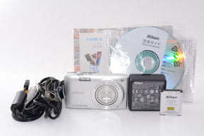 【外観特上級】Nikon デジタルカメラ COOLPIX  S3300 クリスタルシルバー