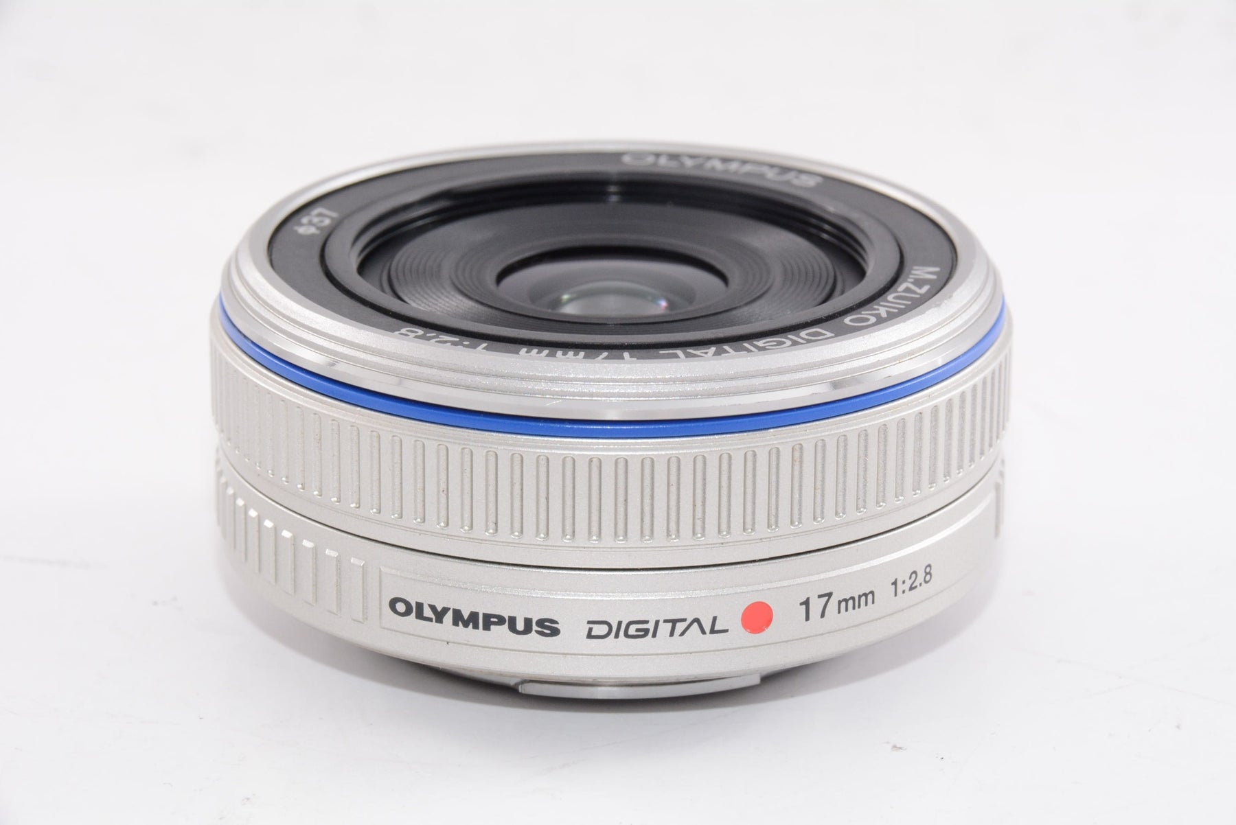 【外観特上級】OLYMPUS パンケーキレンズ M.ZUIKO DIGITAL 17mm F2.8 シルバー