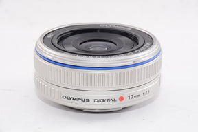 【外観特上級】OLYMPUS パンケーキレンズ M.ZUIKO DIGITAL 17mm F2.8 シルバー