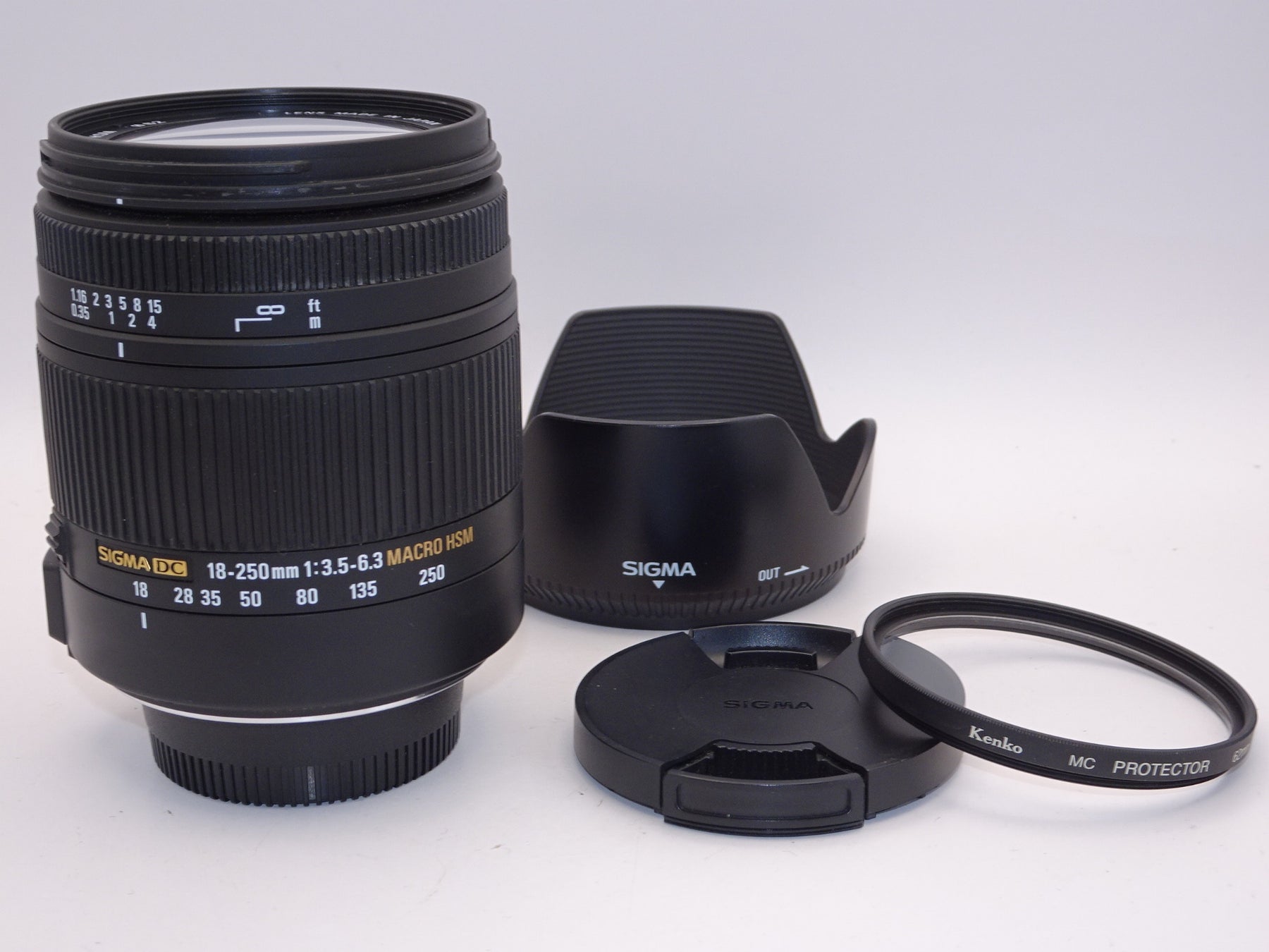 【外観特上級】SIGMA 18-250mm F3.5-6.3 DC MACRO OS HSM ニコン用 APS-C専用