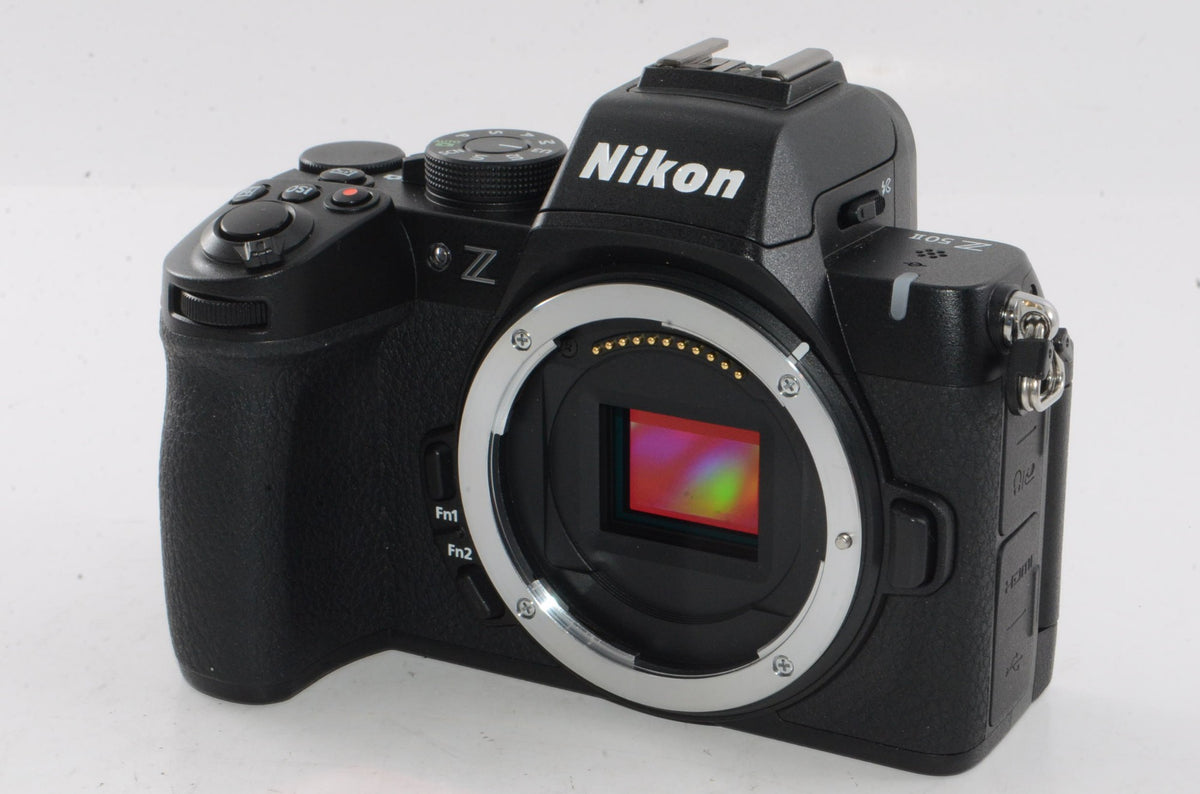 【ほぼ新品】Nikon ミラーレス一眼 Z50II ボディ APS-C Zマウント