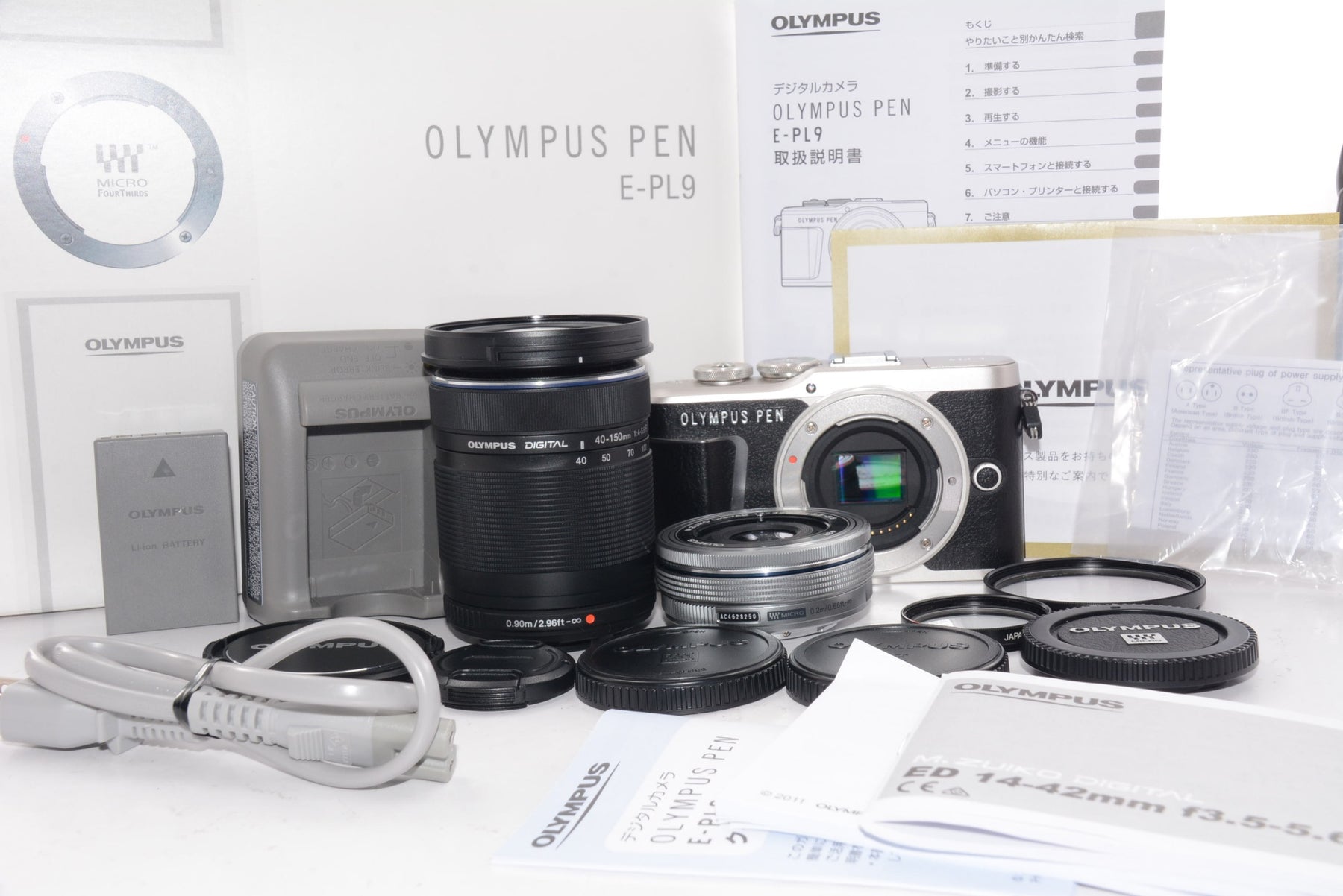 【外観特上級】OLYMPUS ミラーレス一眼カメラ PEN E-PL9 ダブルズームキット ブラック