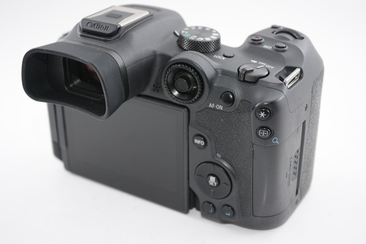 【外観並級】Canon  ミラーレス一眼カメラ EOS R7 ボディ