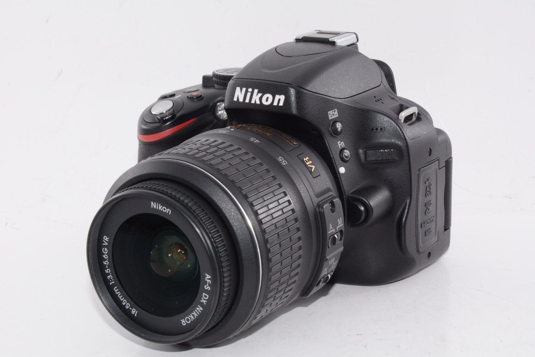 【外観特上級】Nikon デジタル一眼レフカメラ D5100 18-55VR レンズキット