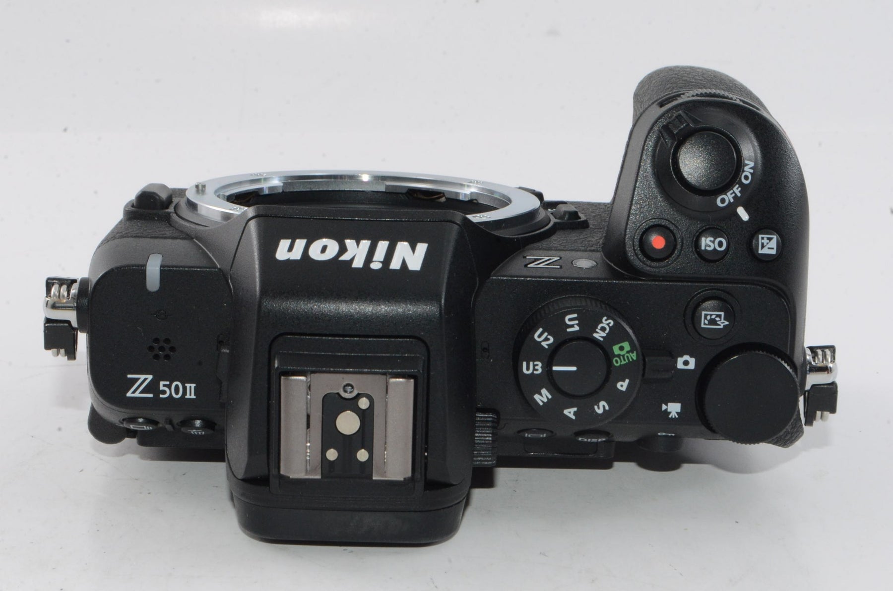 【ほぼ新品】Nikon ミラーレス一眼 Z50II ボディ APS-C Zマウント