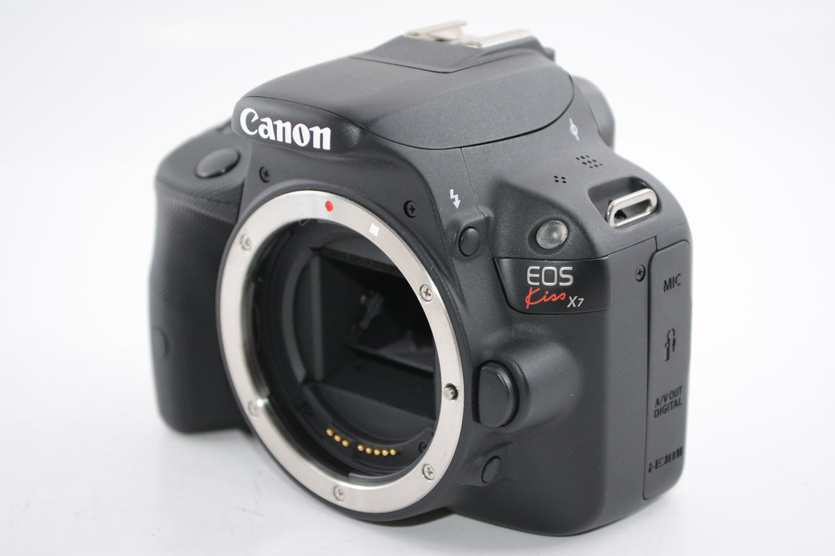 【外観並級】Canon デジタル一眼レフカメラ EOS Kiss X7 ダブルズームキット EF-S18-55ｍｍ/EF-S55-250ｍｍ付属 KISSX7-WKIT