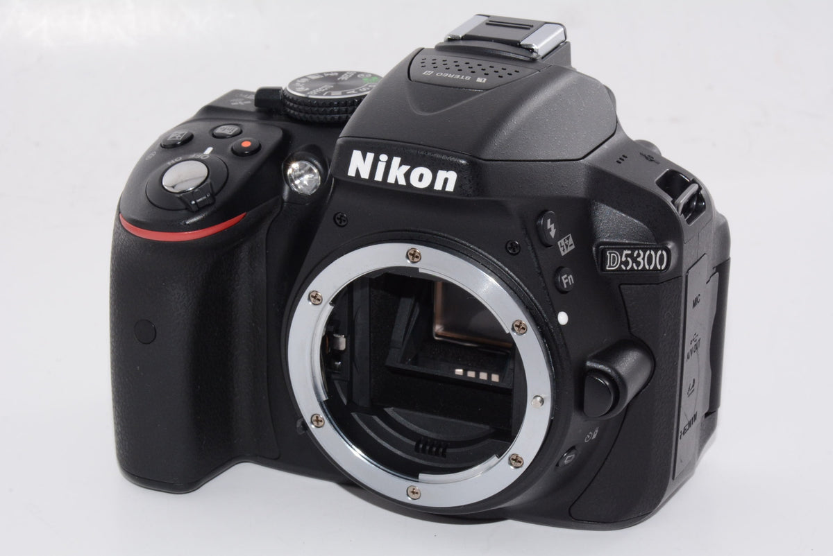 【外観特上級】Nikon デジタル一眼レフカメラ D5300 ブラック